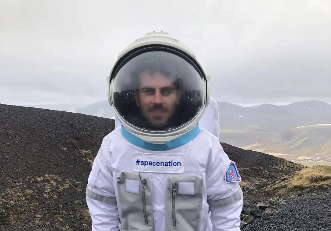 Alfredo in a space suit